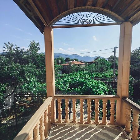 Guest House Metreveli Street 19 Khashuri Kültér fotó