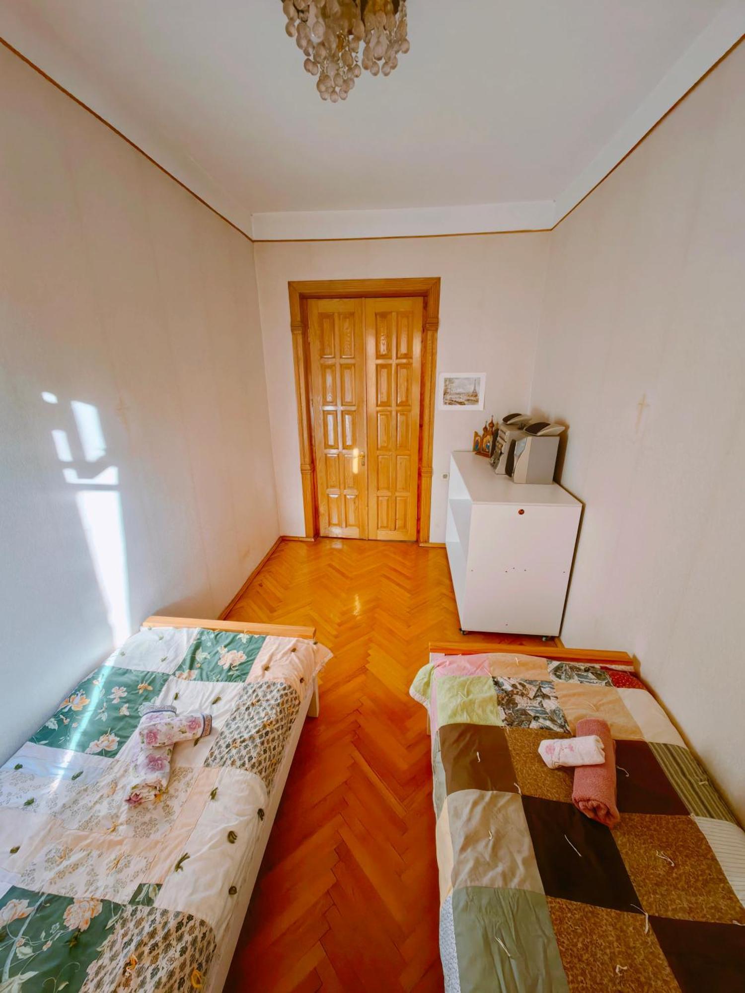 Guest House Metreveli Street 19 Khashuri Kültér fotó